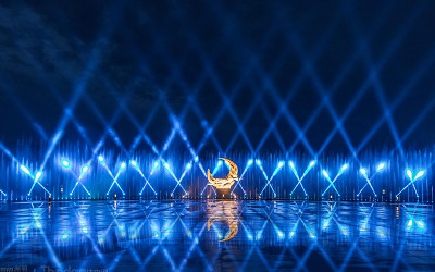 夜經(jīng)濟，燈光下的城市生命力